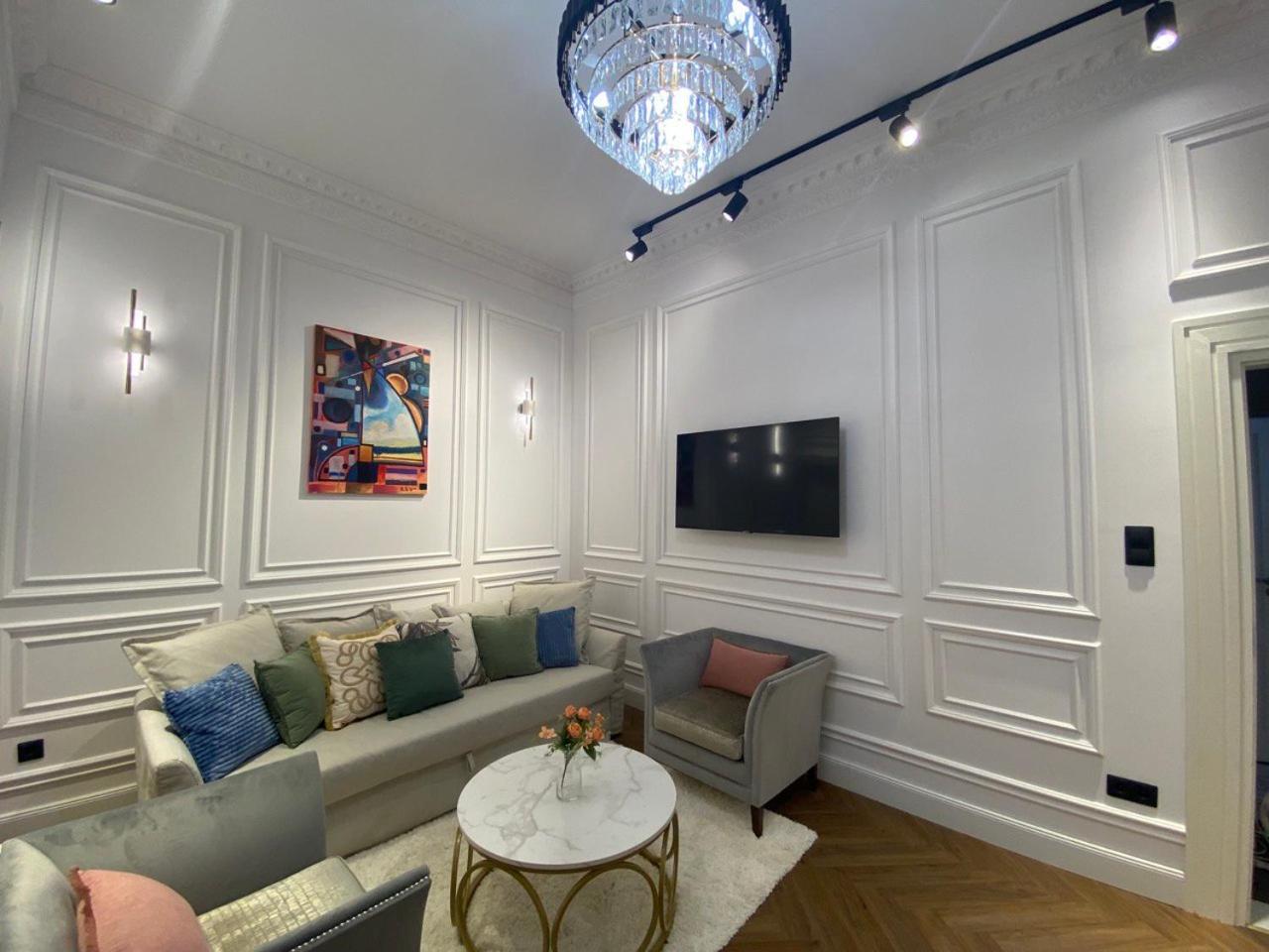 Apartment Premium Luxury Opera Near Opera And Basilica