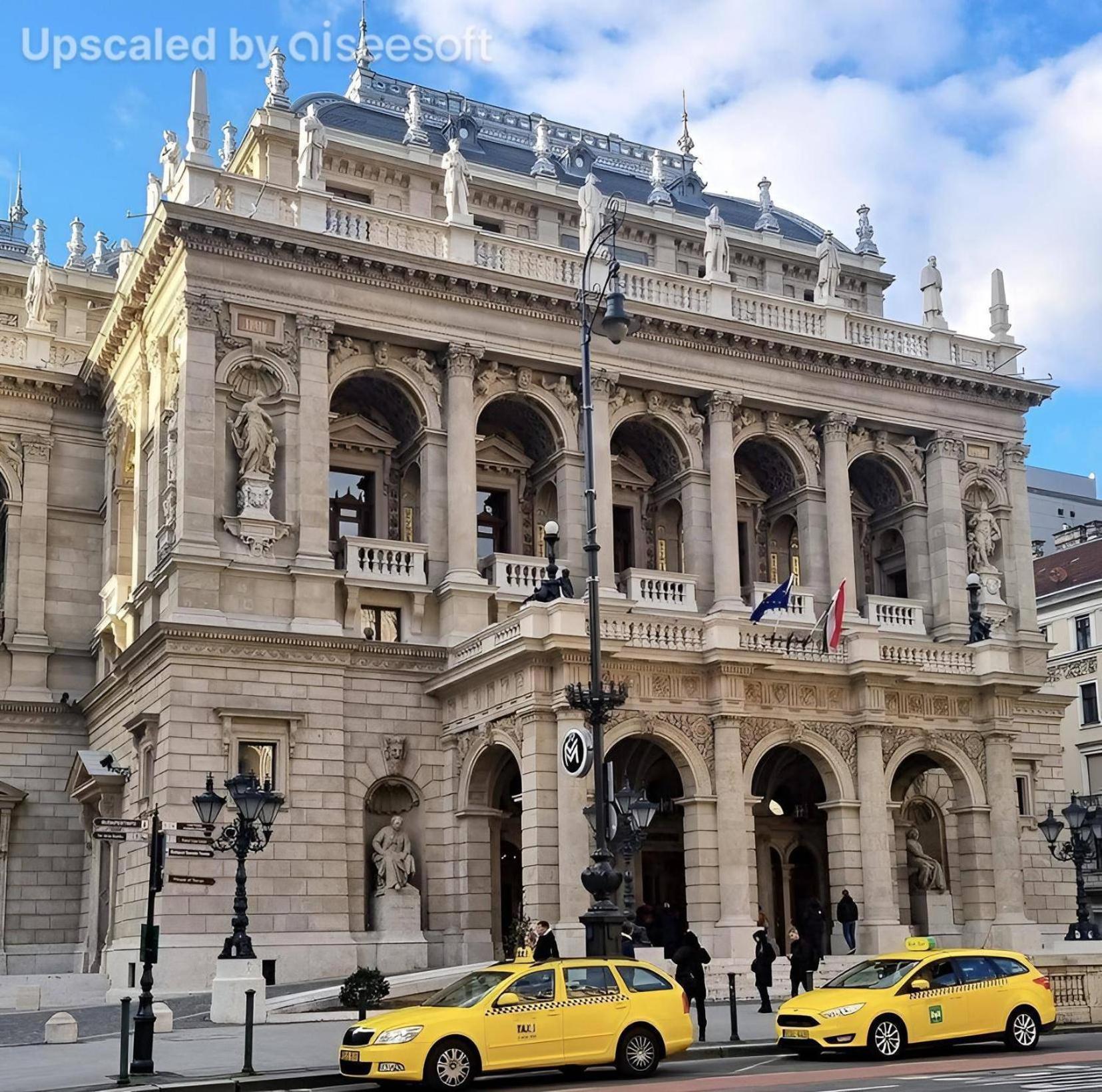 Apartment Premium Luxury Opera Near Opera And Basilica Budapest