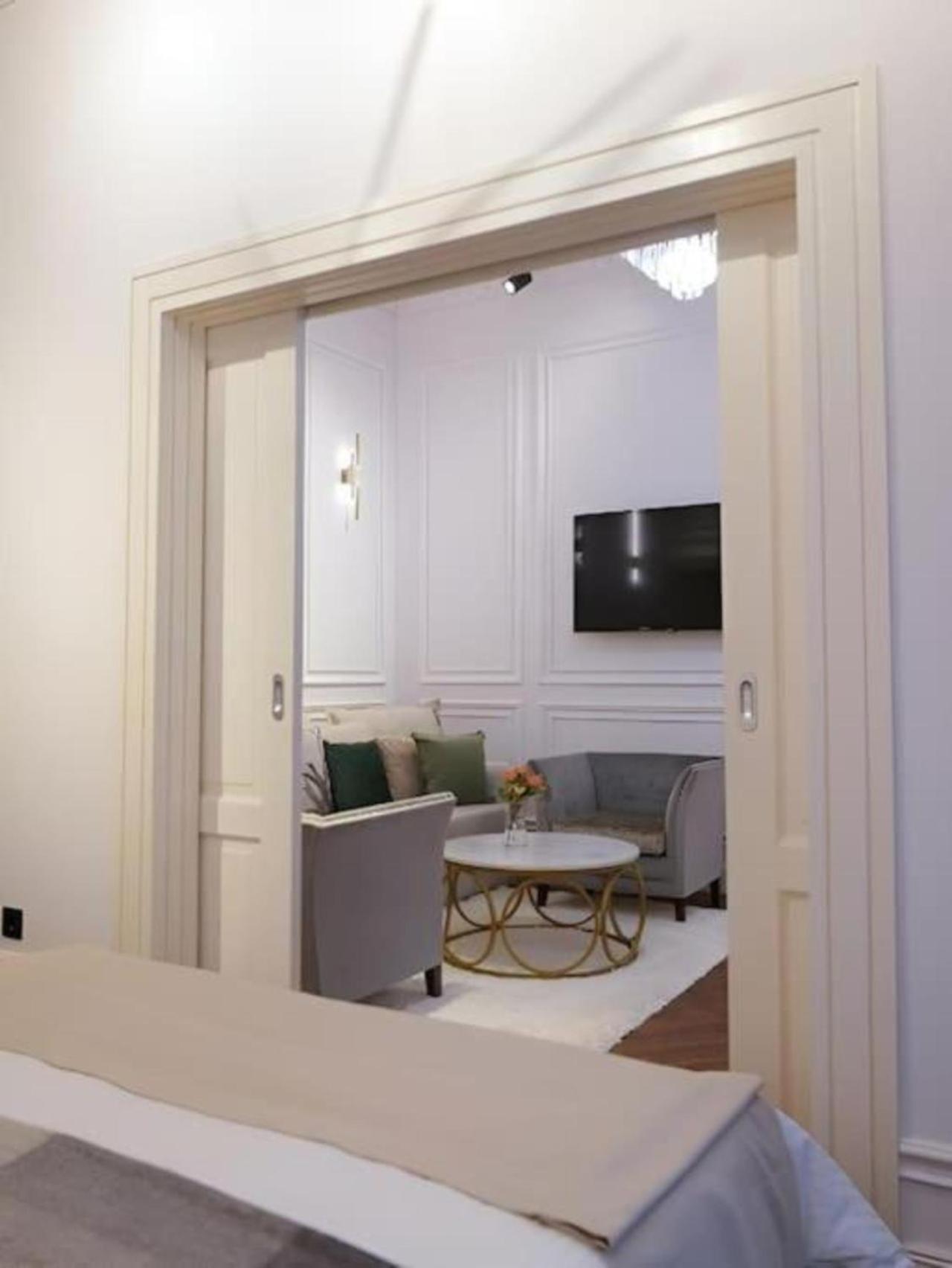 Premium Luxury Opera Near Opera And Basilica Apartment Budapest