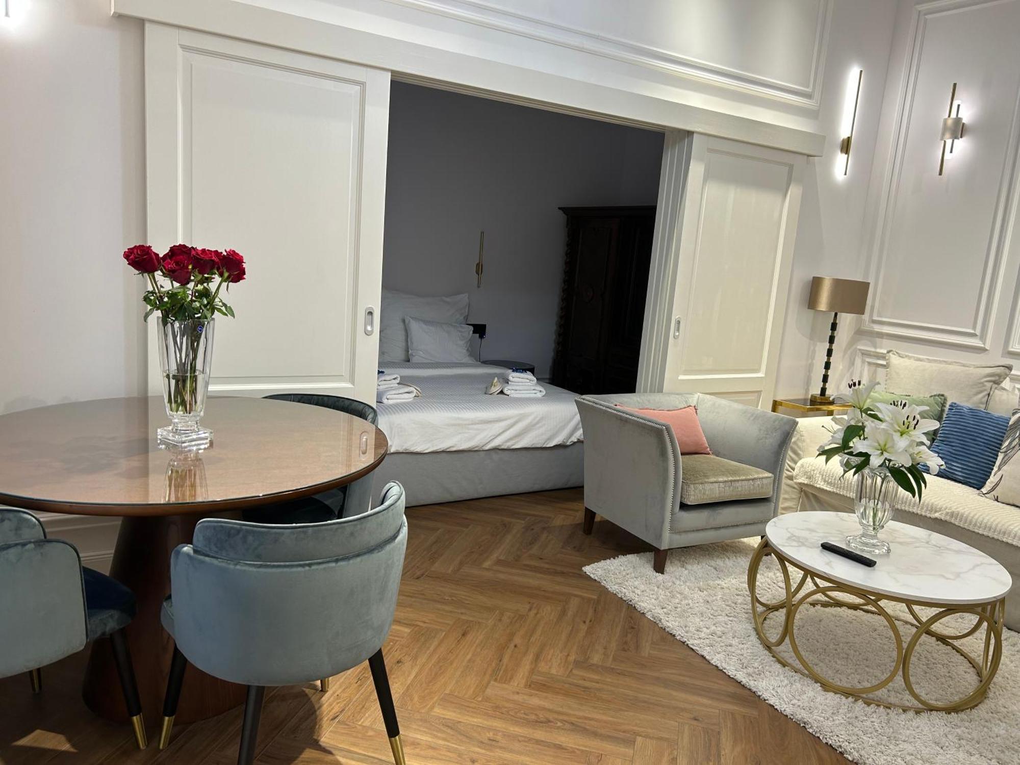 Premium Luxury Opera Near Opera And Basilica Budapest